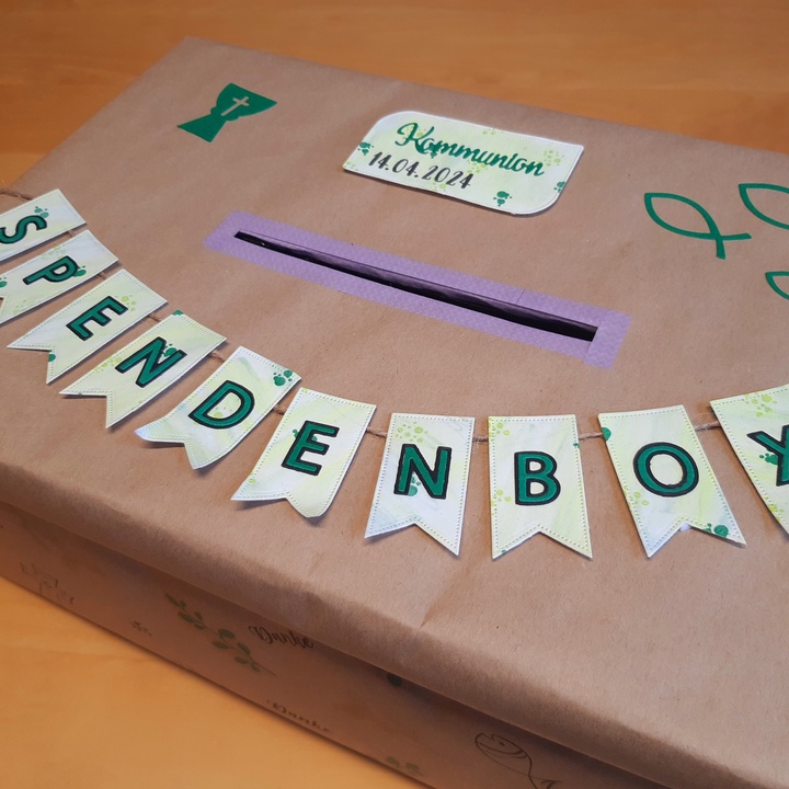 Foto: selbst gestaltete Spendenbox